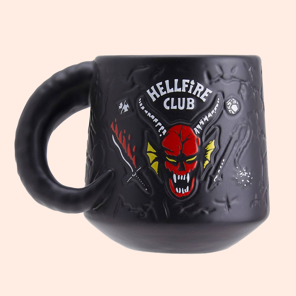 Mug Stranger Things Hellfire Club relief